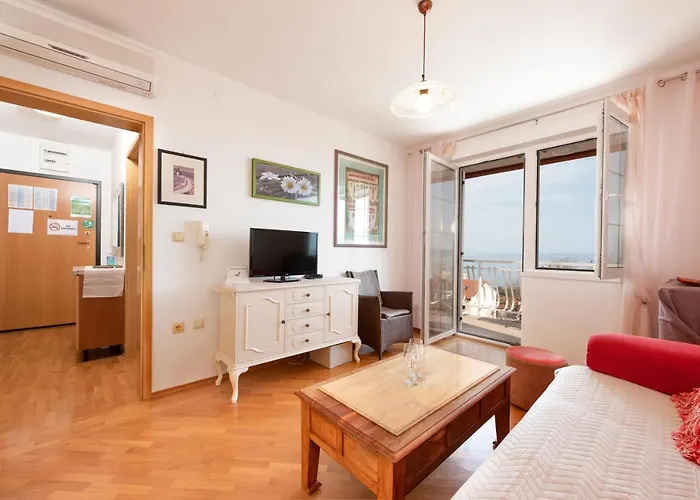 Cozy Bosnjak, Sea View With Terrace Near Opatija Apartament *