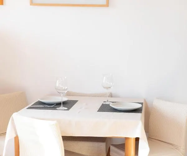 Cozy Bosnjak, Sea View With Terrace Near Opatija