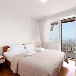 Апартаменты Cozy Bosnjak, Sea View With Terrace Opatija