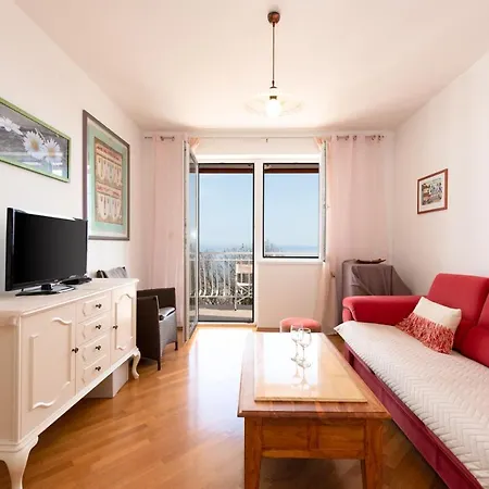 Cozy Apartment Bosnjak, Sea View With Terrace Near Opatija