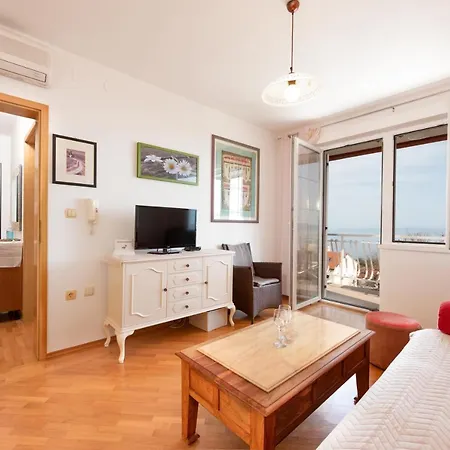 Cozy Bosnjak Near Opatija, With Sea View Terrace, Air Condition, Free Private Parking Apartment *