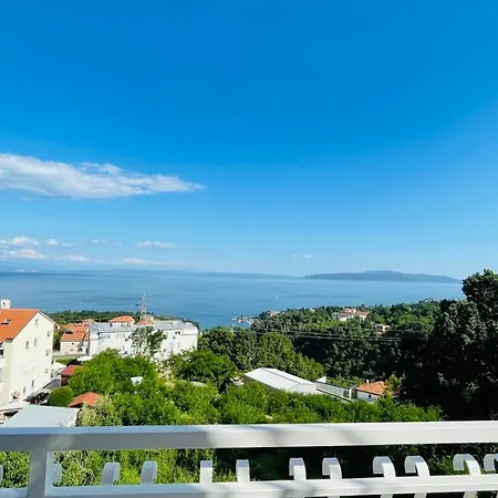 Cozy Bosnjak Near Opatija, With Sea View Terrace, Air Condition, Free Private Parking Apartment *