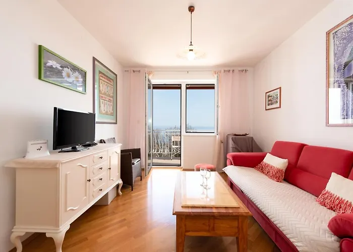 Cozy Bosnjak, Sea View With Terrace Near Opatija